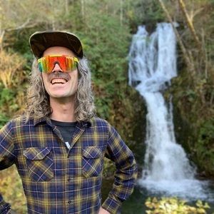 Meet your Posher, Tom